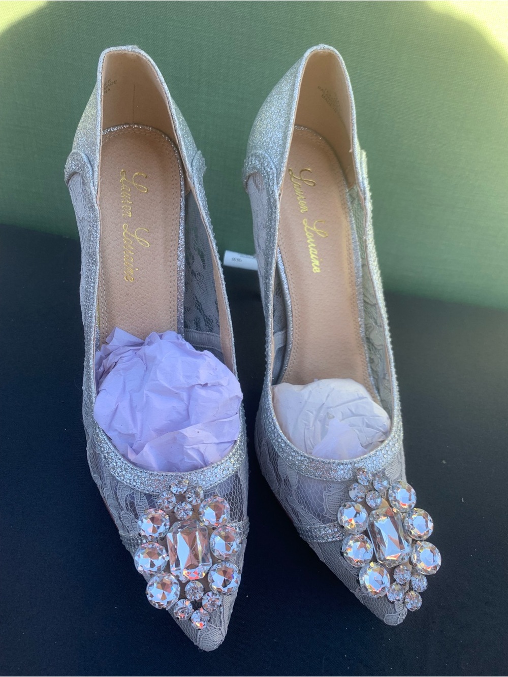 NWOT Silver Lace & Glitter High Heel Pumps with Crystal Accent - Picture 2 of 13